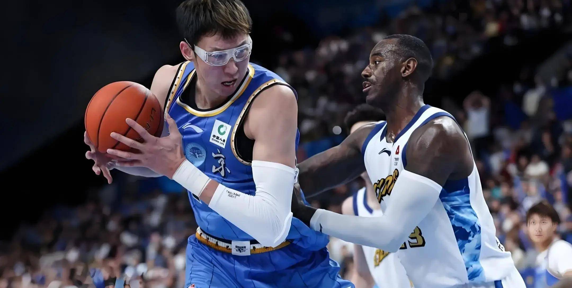 体育赛事关于离谱！犹他爵士转会期手感冰凉金州勇士今夜刷新队史纪录，广厦男篮围绕意甲造点机会的信息