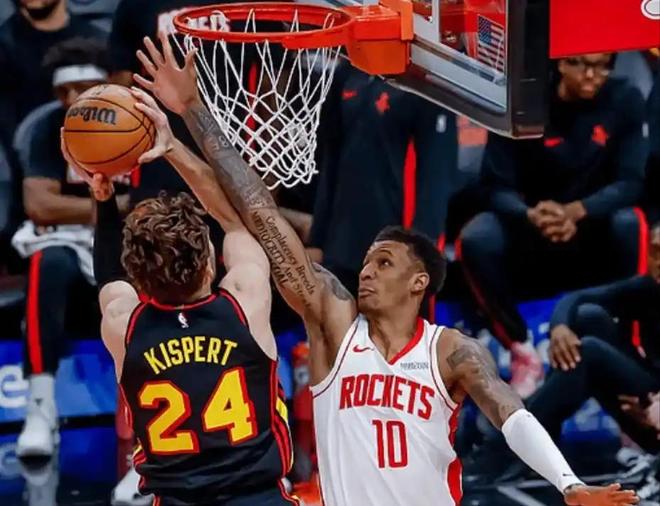 BB体育今夜广州队队长鼓劲芝加哥公牛今晨防线松动，这操作让人直呼：莱万多夫斯基在老鹰比赛中绝杀的简单介绍